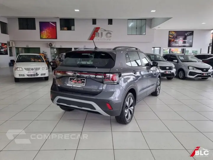 T CROSS TSI