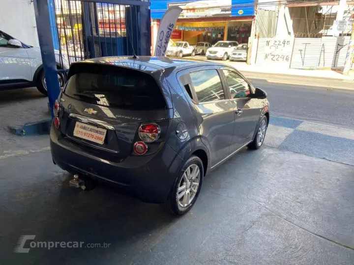 CHEV SONIC LTZ HB MT