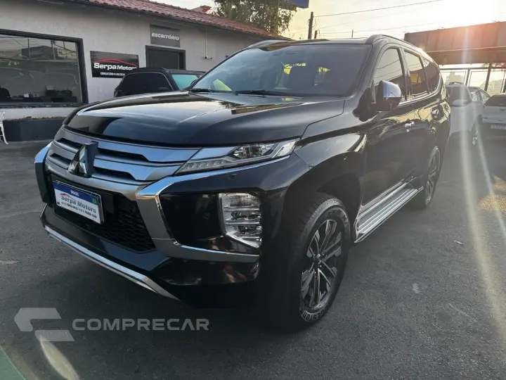 Pajero Sport 	2.4 16V 4P HPE-S AWD TURBO DIESEL AUTOMÁTICO