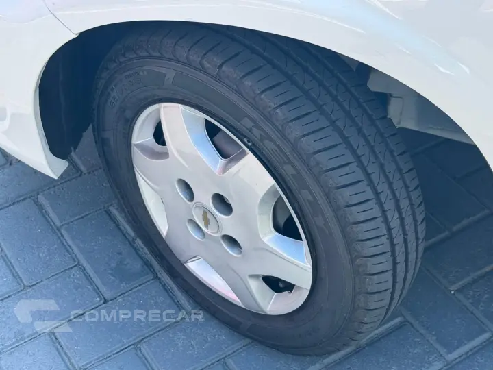 CELTA 1.0 MPFI LT 8V