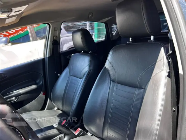 FIESTA 1.6 Titanium Hatch 16V