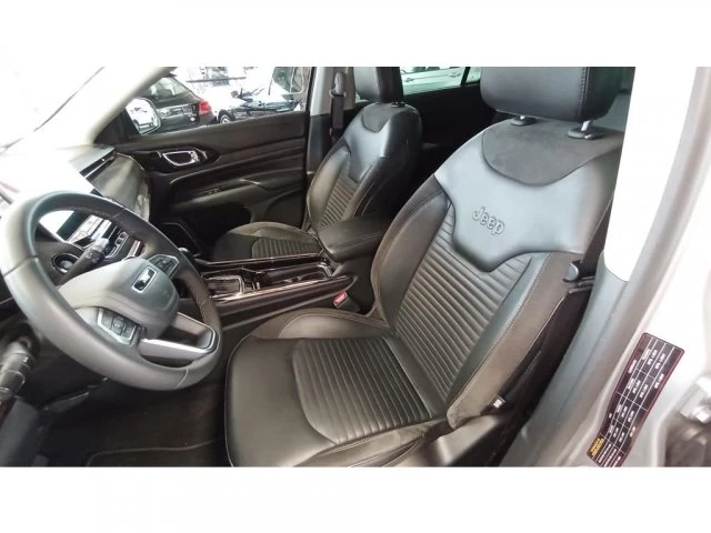 COMMANDER - 1.3 T270 TURBO LIMITED AT6