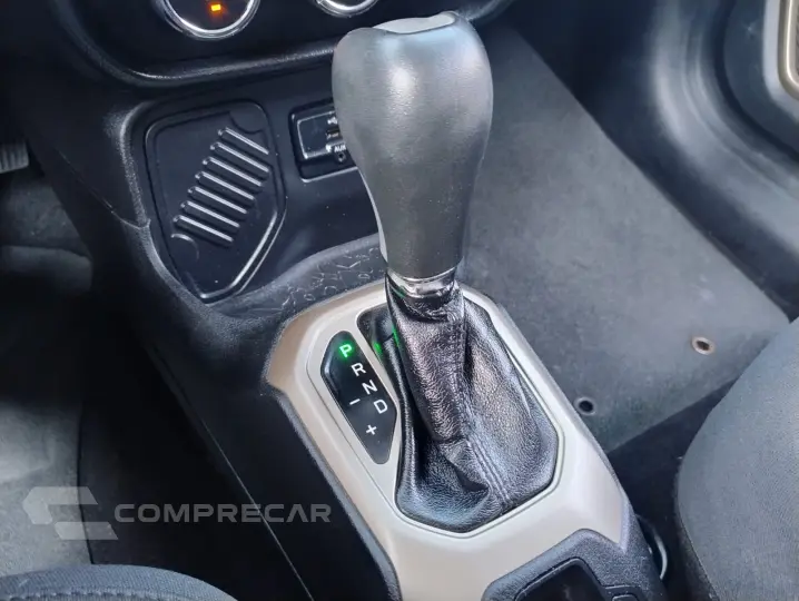 RENEGADE 1.8 16V Sport