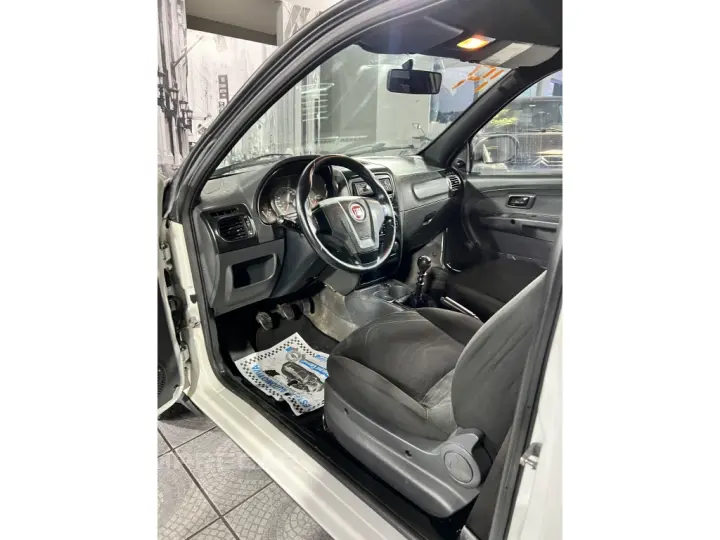 STRADA 1.4 MPI HARD WORKING CS 8V FLEX 2P MANUAL