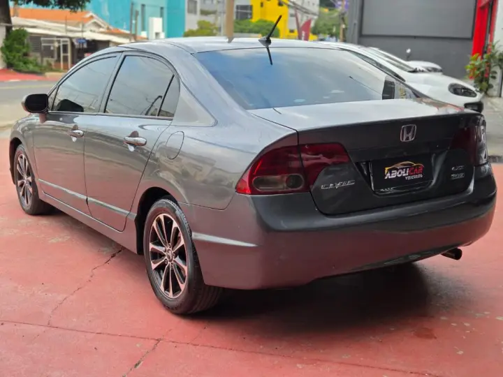 Civic Sedan LXS 1.8/1.8 Flex 16V Mec. 4p