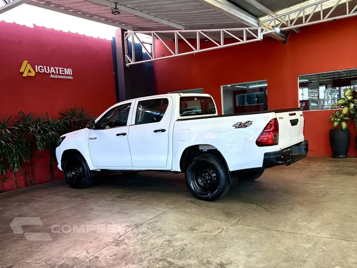 HILUX 2.8 STD 4X4 CD 16V DIESEL 4P MANUAL