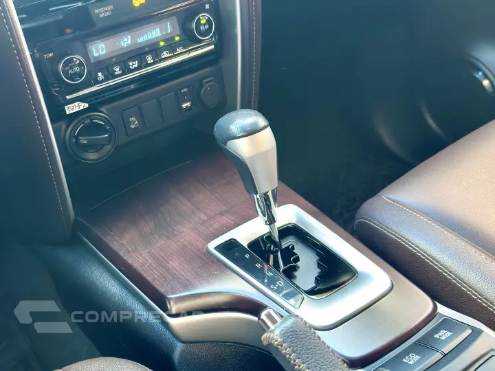 HILUX SW4 2.8 SRX 4X4 16V TURBO INTERCOOLER DIESEL 4P AUTOMÁ