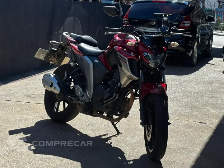 Fazer FZ25 250 cc