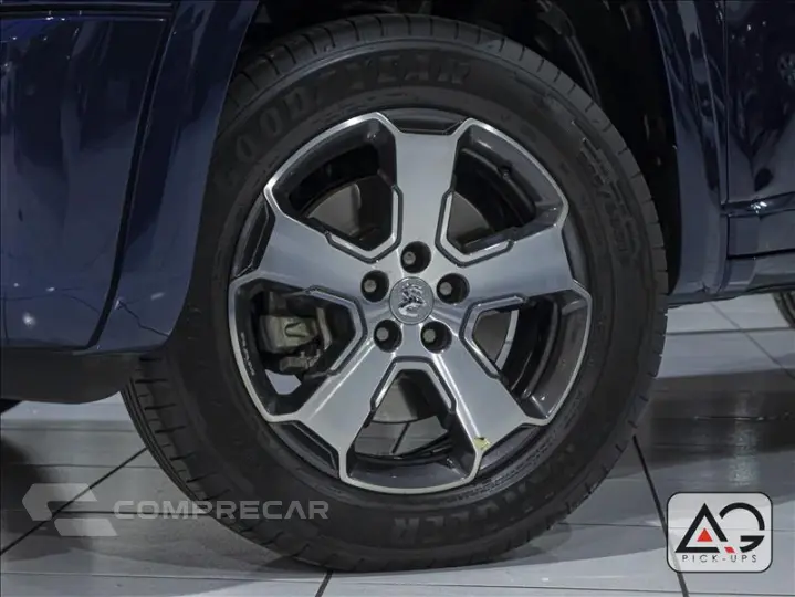 RAMPAGE 2.0 Hurricane 4 Turbo Laramie 4X4