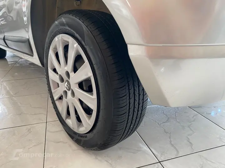 SANDERO 1.6 Expression 8V