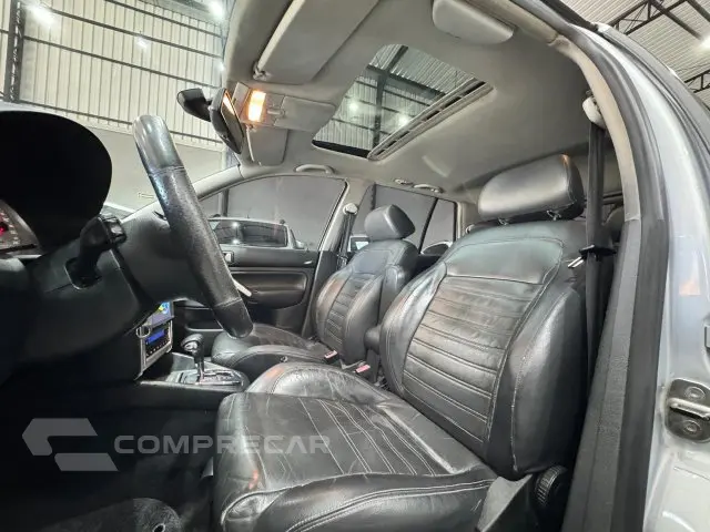 GOLF - 2.0 MI SPORTLINE 8V 4P TIPTRONIC