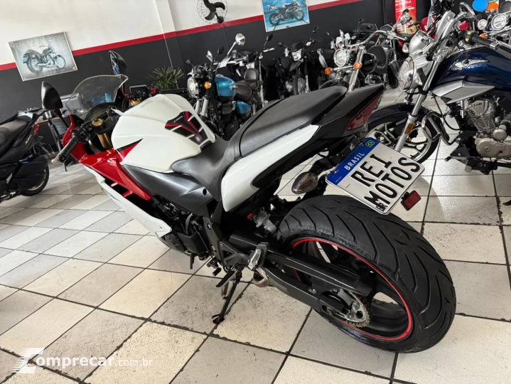 CBR 600F