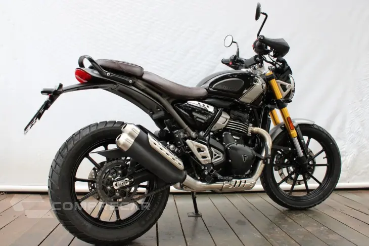 TRIUMPH SCRAMBLER 400 X