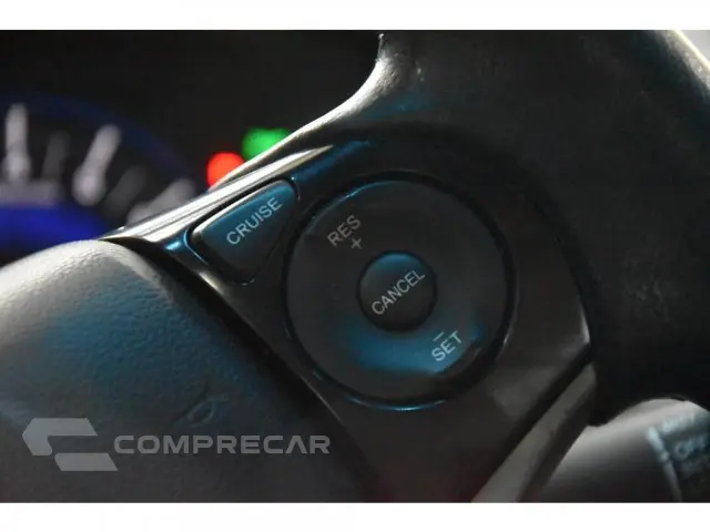 CIVIC - 1.8 LXS 16V 4P AUTOMÁTICO