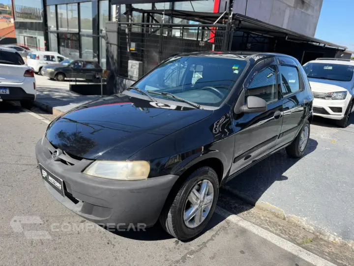 CELTA 1.0 MPFI Life 8V