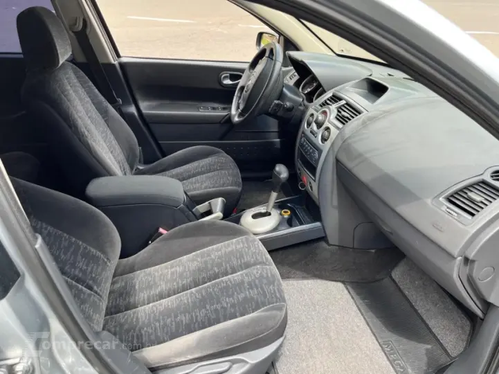 MEGANE 2.0 Dynamique Grand Tour 16V