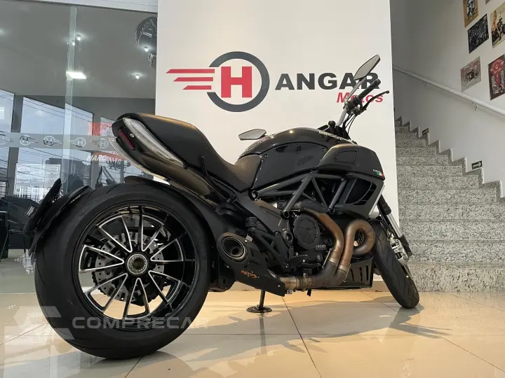 DIAVEL 1198