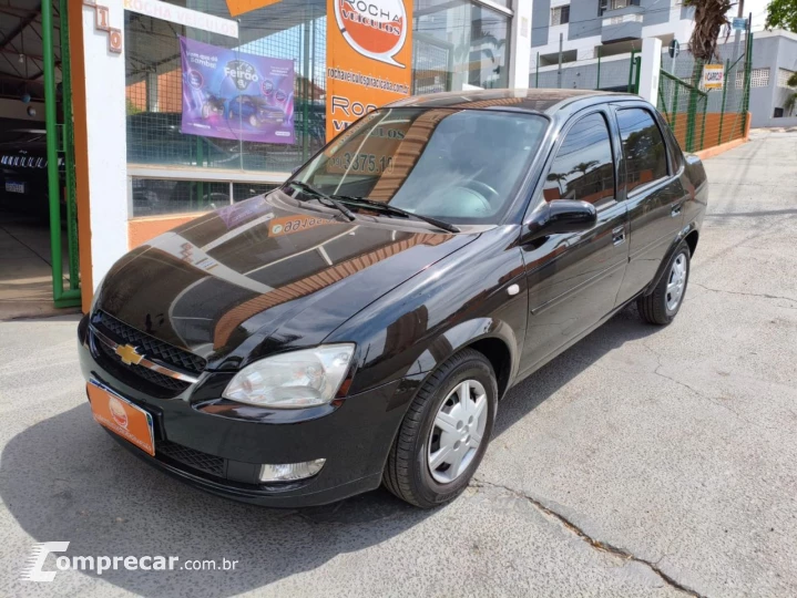 Classic Sedan 1.0 4P VHCE FLEX LS