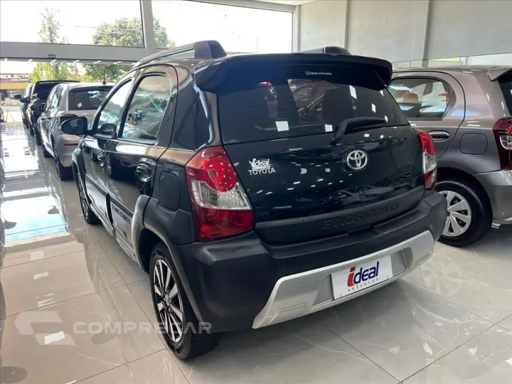 ETIOS CROSS 1.5 16V FLEX 4P MANUAL