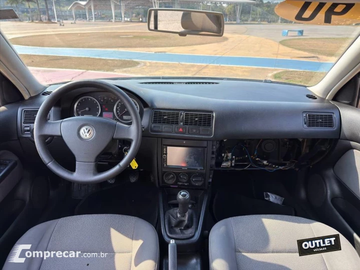 GOLF 1.6 MI 8V FLEX 4P MANUAL