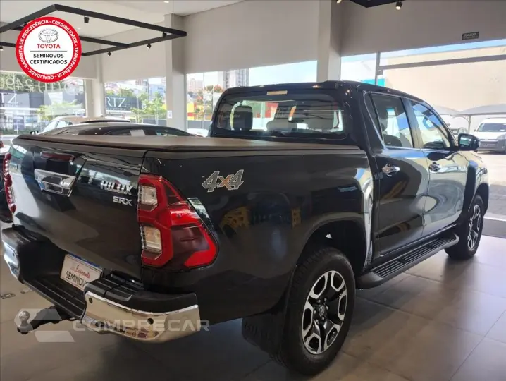 HILUX 2.8 D-4D TURBO DIESEL CD SRX 4X4 AUTOMÁTICO