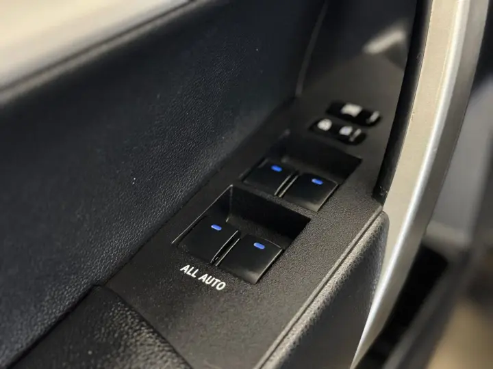 Corolla 2.0 Xei 16V Flex 4P Automático