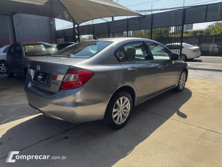 Civic 2.0 16V 4P FLEX LXR AUTOMÁTICO