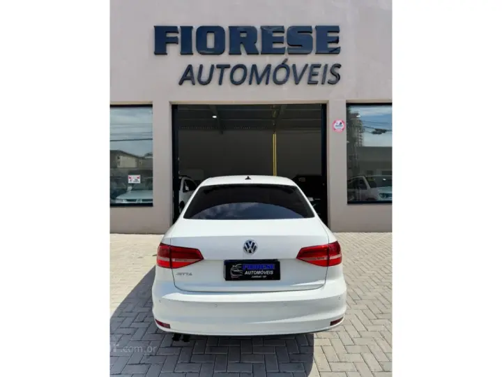 JETTA 2.0 TRENDLINE FLEX 4P TIPTRONIC