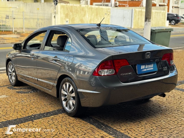 CIVIC 1.8 LXL SE 16V