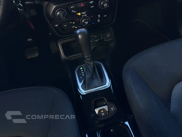 RENEGADE 1.8 16V FLEX SPORT 4P AUTOMÁTICO