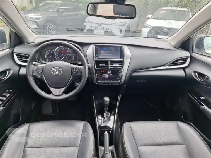 YARIS 1.5 16V FLEX SEDAN XLS CONNECT MULTIDRIVE