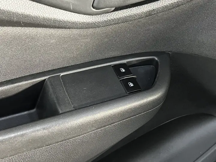 ONIX 1.0 MPFI LT 8V FLEX 4P MANUAL