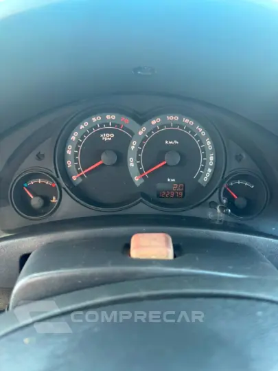 CELTA 1.0 MPFI Life 8V