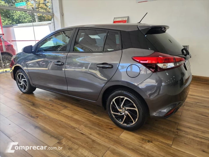 YARIS 1.5 16V FLEX XLS CONNECT MULTIDRIVE