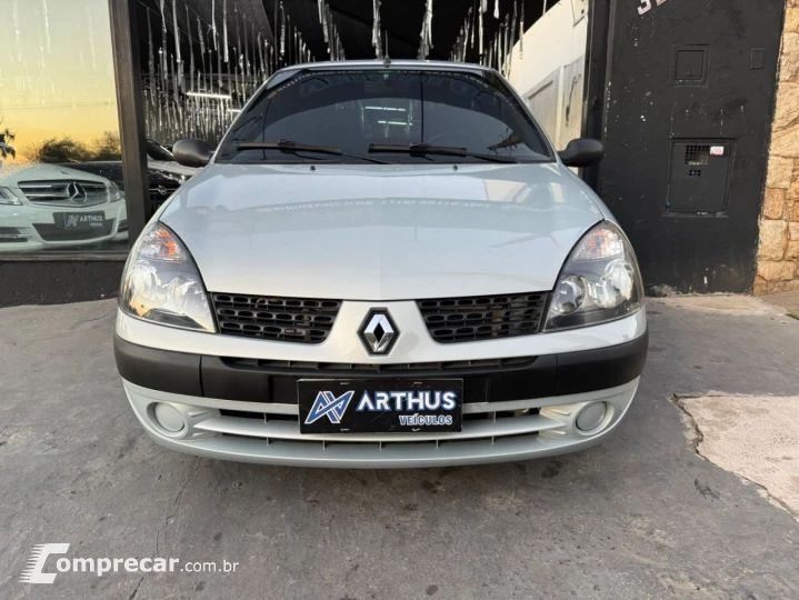 Clio Authentique 1.0 8V 3p