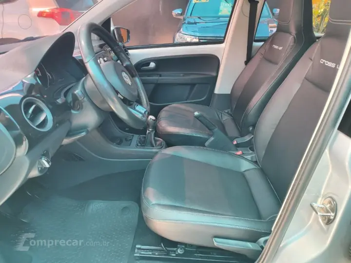 up! cross 1.0 T. Flex 12V 5p