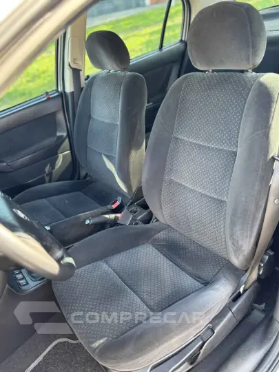 ASTRA 2.0 MPFI Advantage 8V