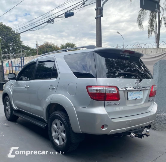 HILUX SW4 3.0 SRV 4X4 7 Lugares 16V Turbo Intercooler