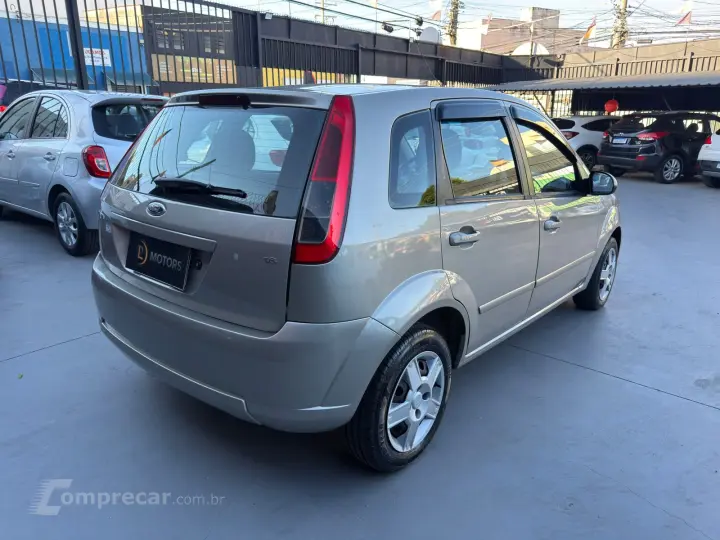 FIESTA 1.6 MPI Class Hatch 8V