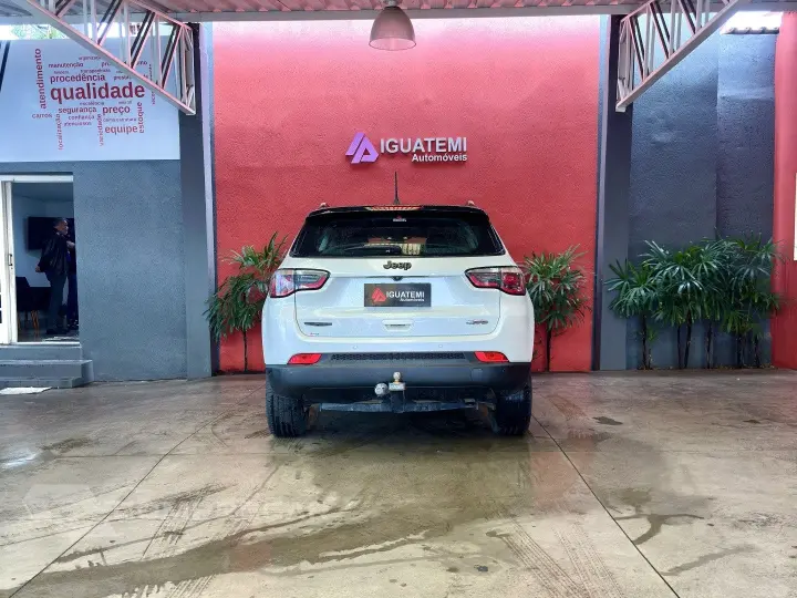 COMPASS 2.0 16V FLEX LONGITUDE AUTOMÁTICO