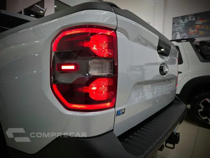 MAVERICK 2.5 HYBRID LARIAT E-CVT