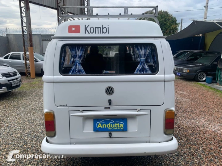 Kombi 1.4 FLEX STD 9 LUGARES