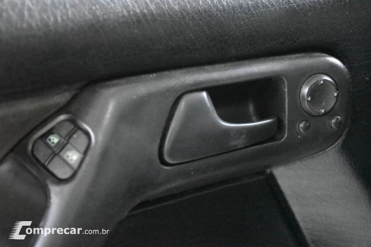 GOLF 2.0 MI GLX 8V