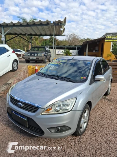 Focus Sedan