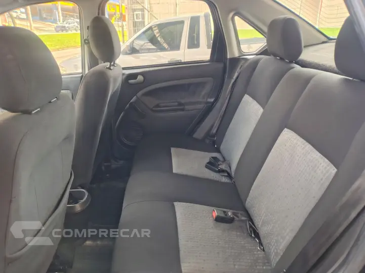 FIESTA 1.6 Rocam SE Sedan 8V
