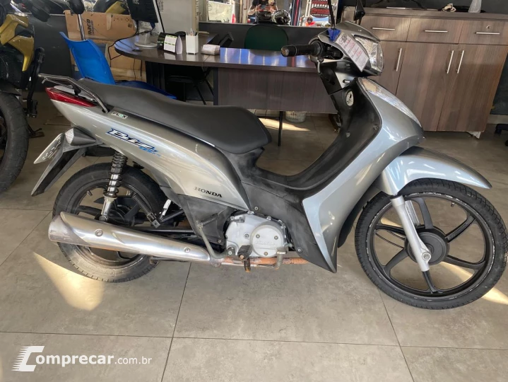 BIZ 125 ES