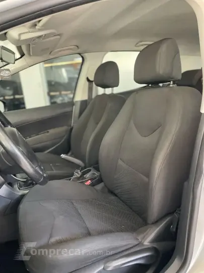 Peugeot 308 Active 1.6 16v (Flex)