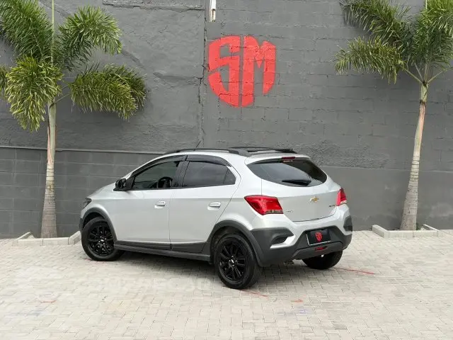 ONIX - 1.4 MPFI ACTIV 8V 4P AUTOMÁTICO