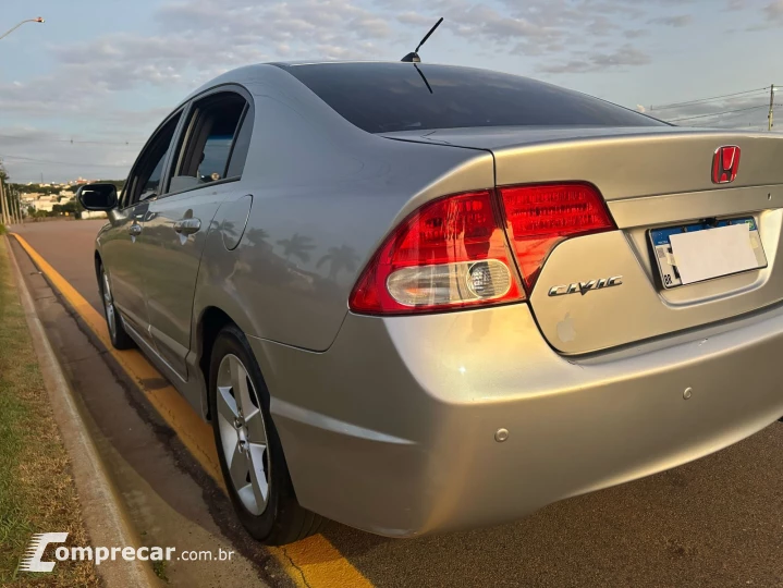 CIVIC 1.8 LXS 16V