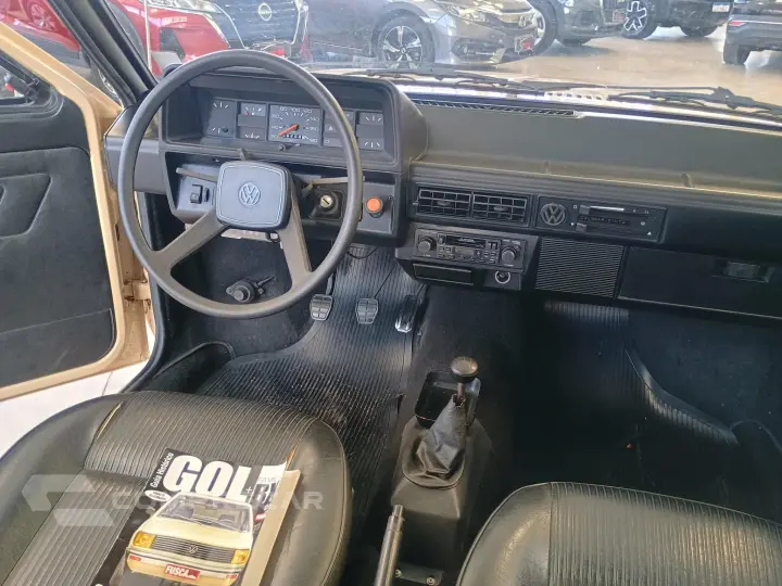 Gol BX 1.6 Álcool